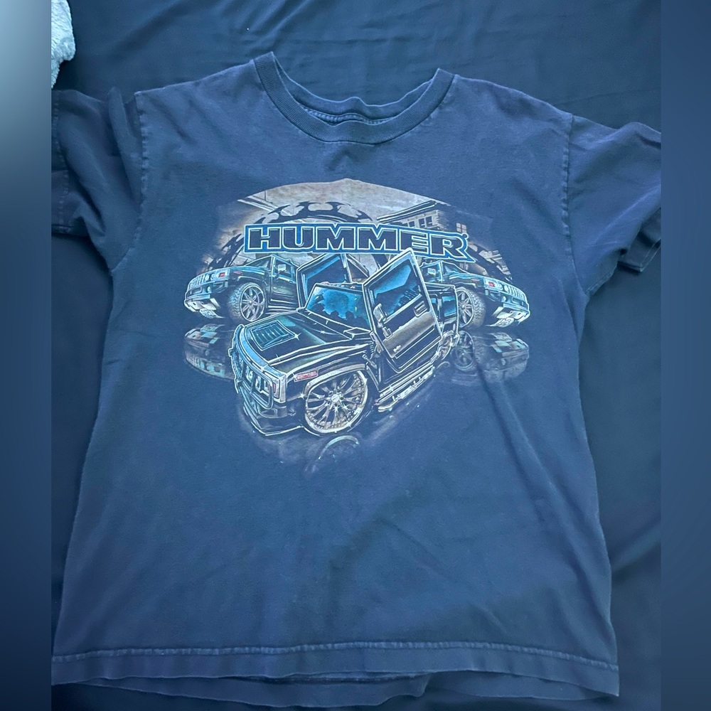black vintage hummer shirt. size small.